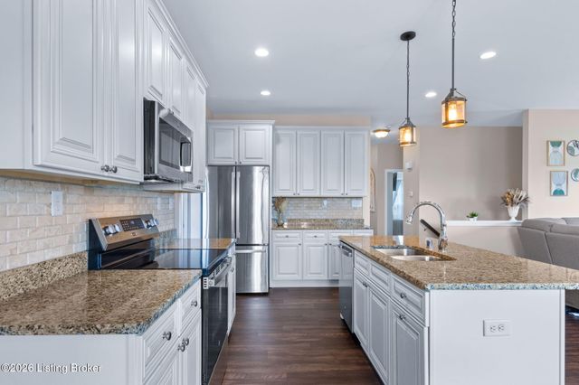 143A Garden View Pl, Shepherdsville, KY 40165