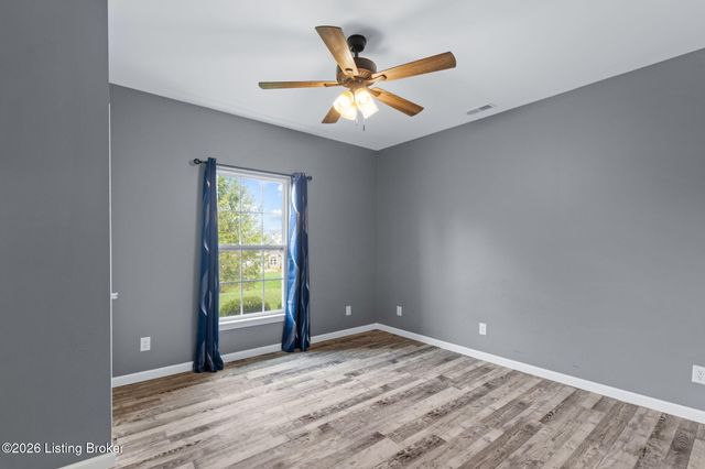 143A Garden View Pl, Shepherdsville, KY 40165