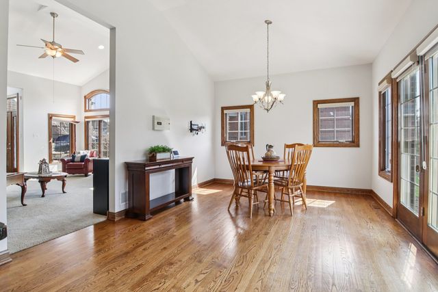 9215 Friar Way, Frankfort, IL 60423