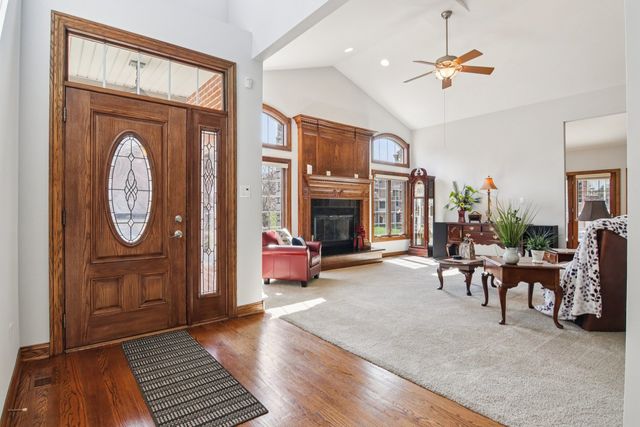 9215 Friar Way, Frankfort, IL 60423