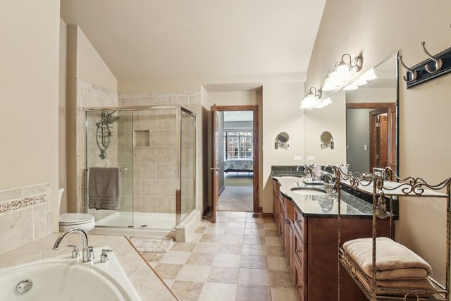 9215 Friar Way, Frankfort, IL 60423