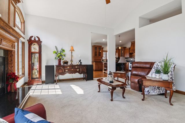 9215 Friar Way, Frankfort, IL 60423