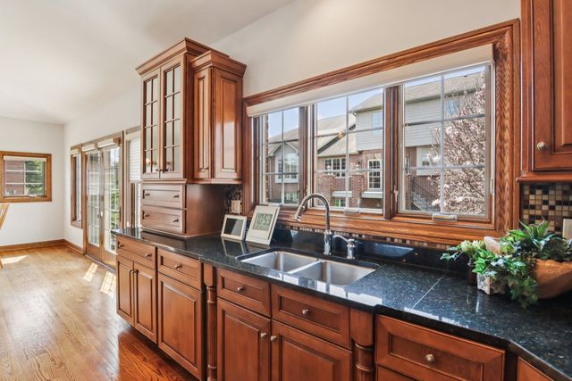 9215 Friar Way, Frankfort, IL 60423