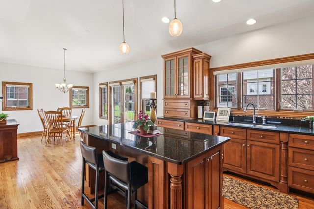 9215 Friar Way, Frankfort, IL 60423