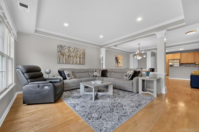24 N De Baun Avenue 305, Suffern, NY 10901