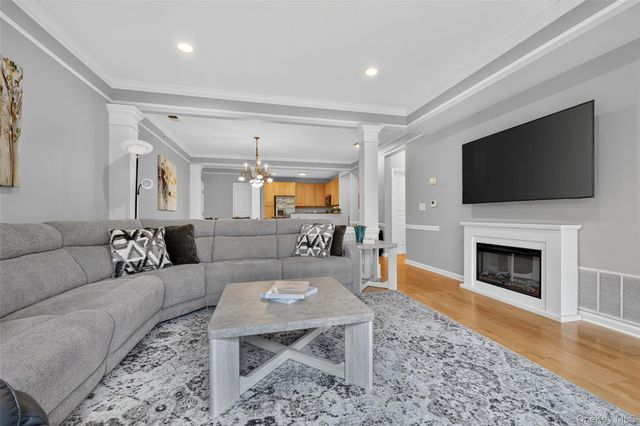 24 N De Baun Avenue 305, Suffern, NY 10901