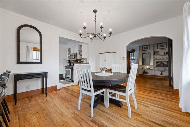 2710 50th Street, Des Moines, IA 50310