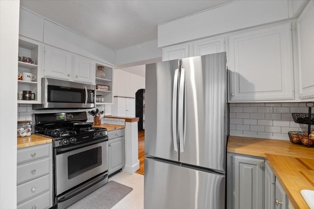 2710 50th Street, Des Moines, IA 50310