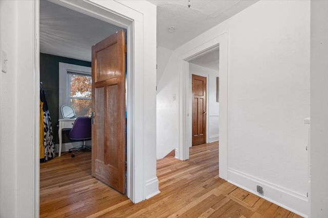 2710 50th Street, Des Moines, IA 50310