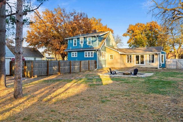 2710 50th Street, Des Moines, IA 50310