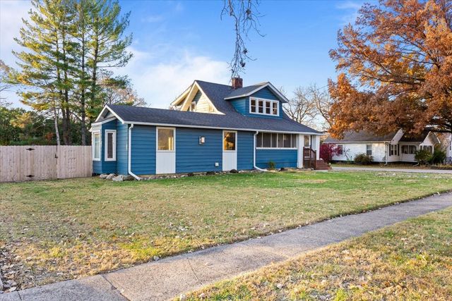 2710 50th Street, Des Moines, IA 50310