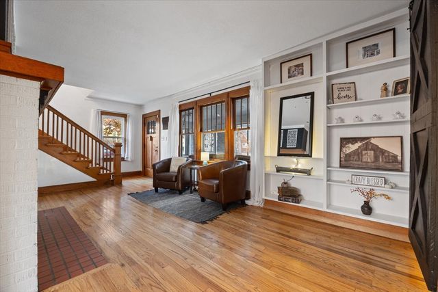 2710 50th Street, Des Moines, IA 50310