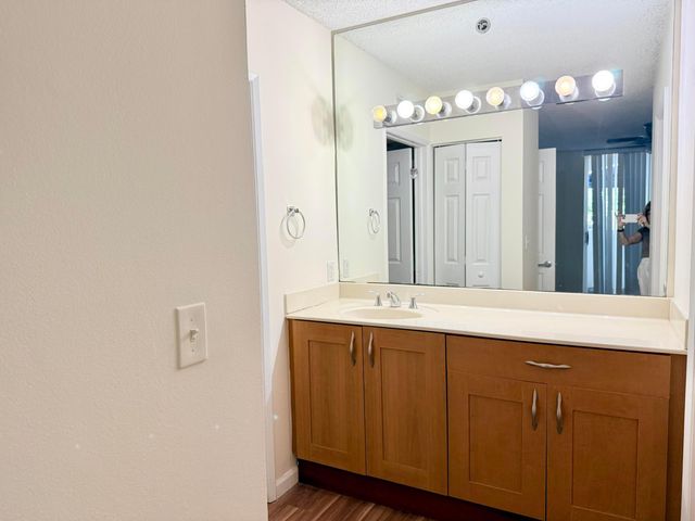 3153 Clint Moore Road 108, Boca Raton, FL 33496