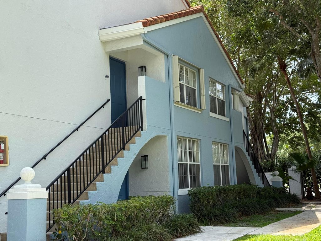 3153 Clint Moore Road 108, Boca Raton, FL 33496