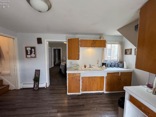 W 602 Monroe Street, Sandusky, OH 44870