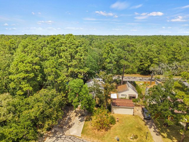 26628 Quail Court, Huntsville, TX 77320