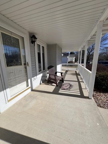 4322 Menasha AVENUE, Manitowoc, WI 54220