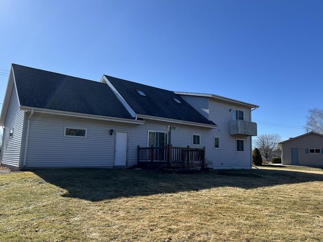 4322 Menasha AVENUE, Manitowoc, WI 54220