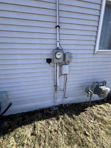 4322 Menasha AVENUE, Manitowoc, WI 54220