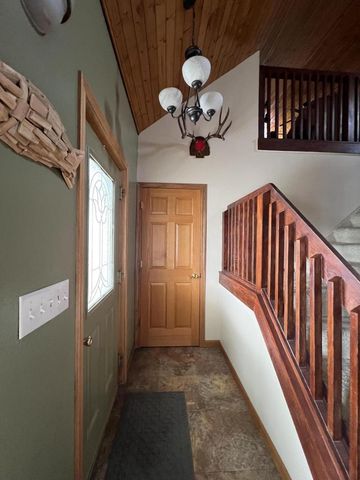 4322 Menasha AVENUE, Manitowoc, WI 54220