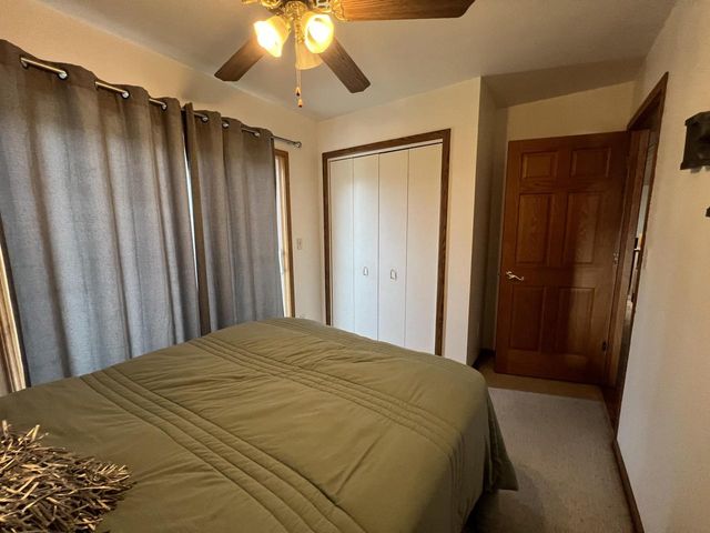 4322 Menasha AVENUE, Manitowoc, WI 54220