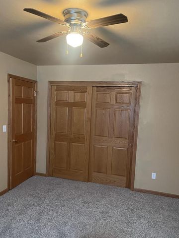 4322 Menasha AVENUE, Manitowoc, WI 54220