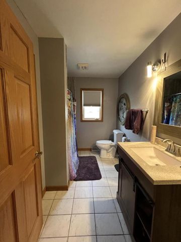 4322 Menasha AVENUE, Manitowoc, WI 54220