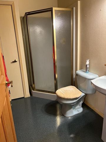 4322 Menasha AVENUE, Manitowoc, WI 54220