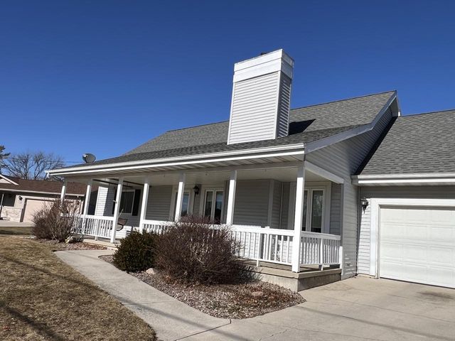 4322 Menasha AVENUE, Manitowoc, WI 54220