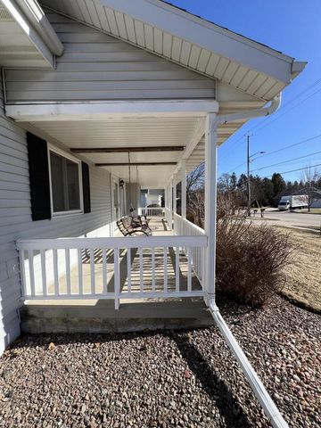 4322 Menasha AVENUE, Manitowoc, WI 54220