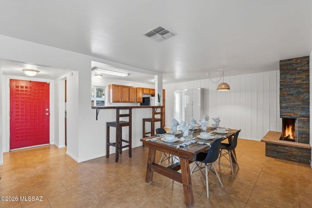 6211 E 17th Street, Tucson, AZ 85711