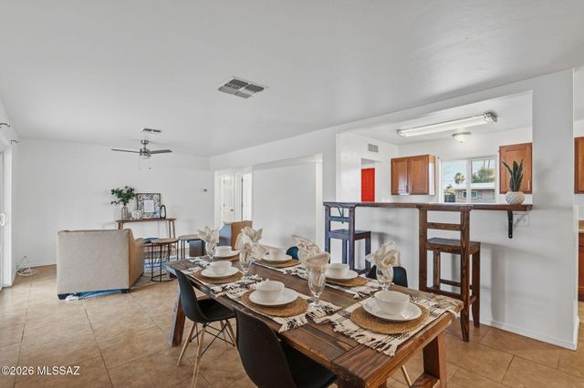 6211 E 17th Street, Tucson, AZ 85711