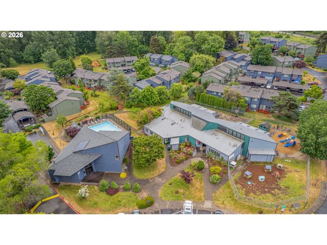 23925 Ne TREEHILL Dr, Wood Village, OR 97060