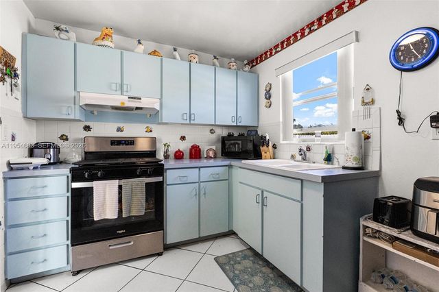 30345 SW 158th Ct, Homestead, FL 33033