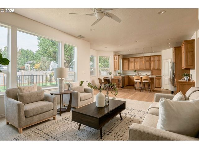 17124 Se Manley St, Portland, OR 97236