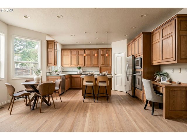 17124 Se Manley St, Portland, OR 97236