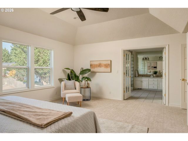 17124 Se Manley St, Portland, OR 97236