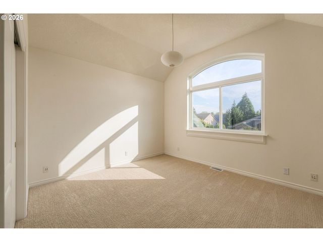 17124 Se Manley St, Portland, OR 97236