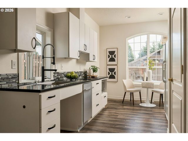 17124 Se Manley St, Portland, OR 97236
