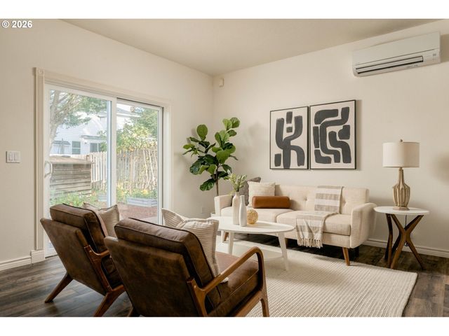 17124 Se Manley St, Portland, OR 97236