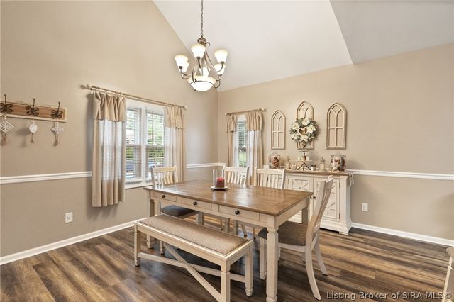 2415 Plum Woods Drive, Sellersburg, IN 47172