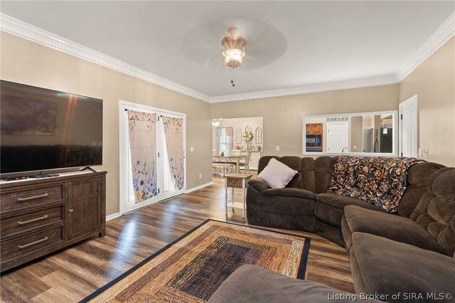 2415 Plum Woods Drive, Sellersburg, IN 47172