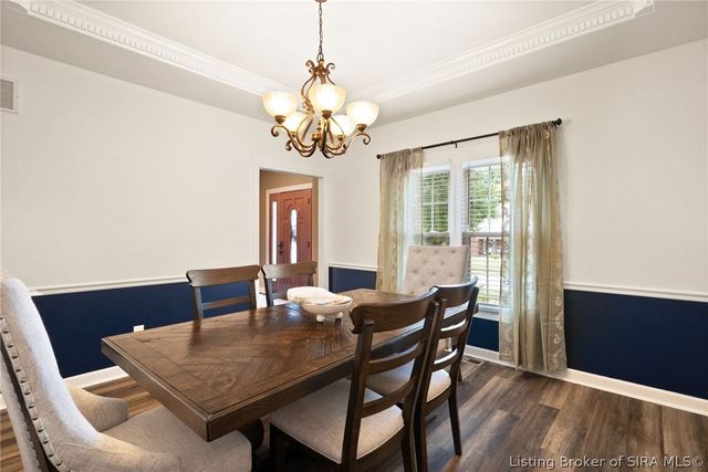 2415 Plum Woods Drive, Sellersburg, IN 47172