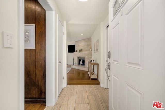 9134 Swinton Avenue, North Hills, CA 91343