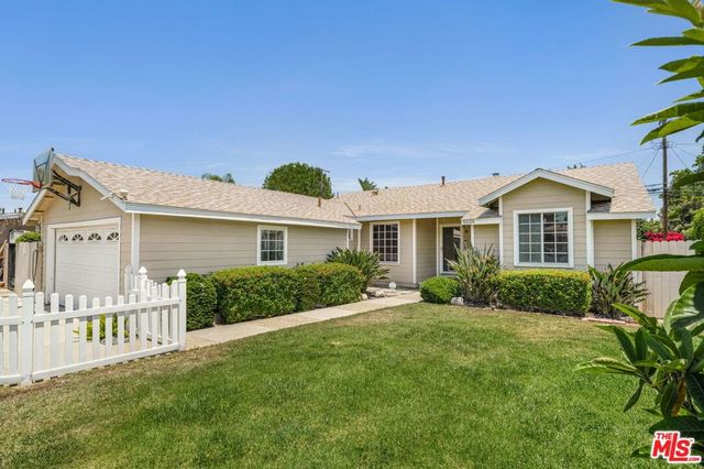 9134 Swinton Avenue, North Hills, CA 91343