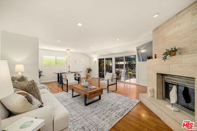 9134 Swinton Avenue, North Hills, CA 91343
