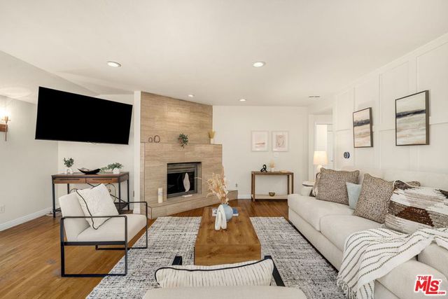 9134 Swinton Avenue, North Hills, CA 91343