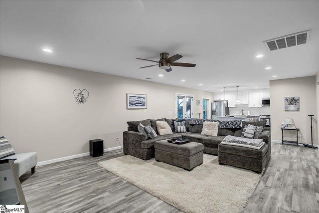 344 Montalcino Way, Simpsonville, SC 29681