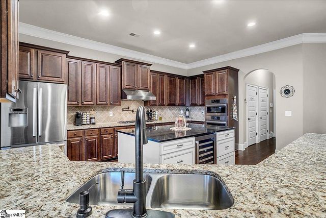 344 Montalcino Way, Simpsonville, SC 29681