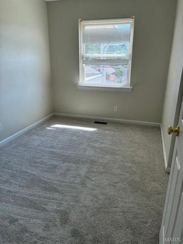 504 Stewart Street, De Soto, MO 63020